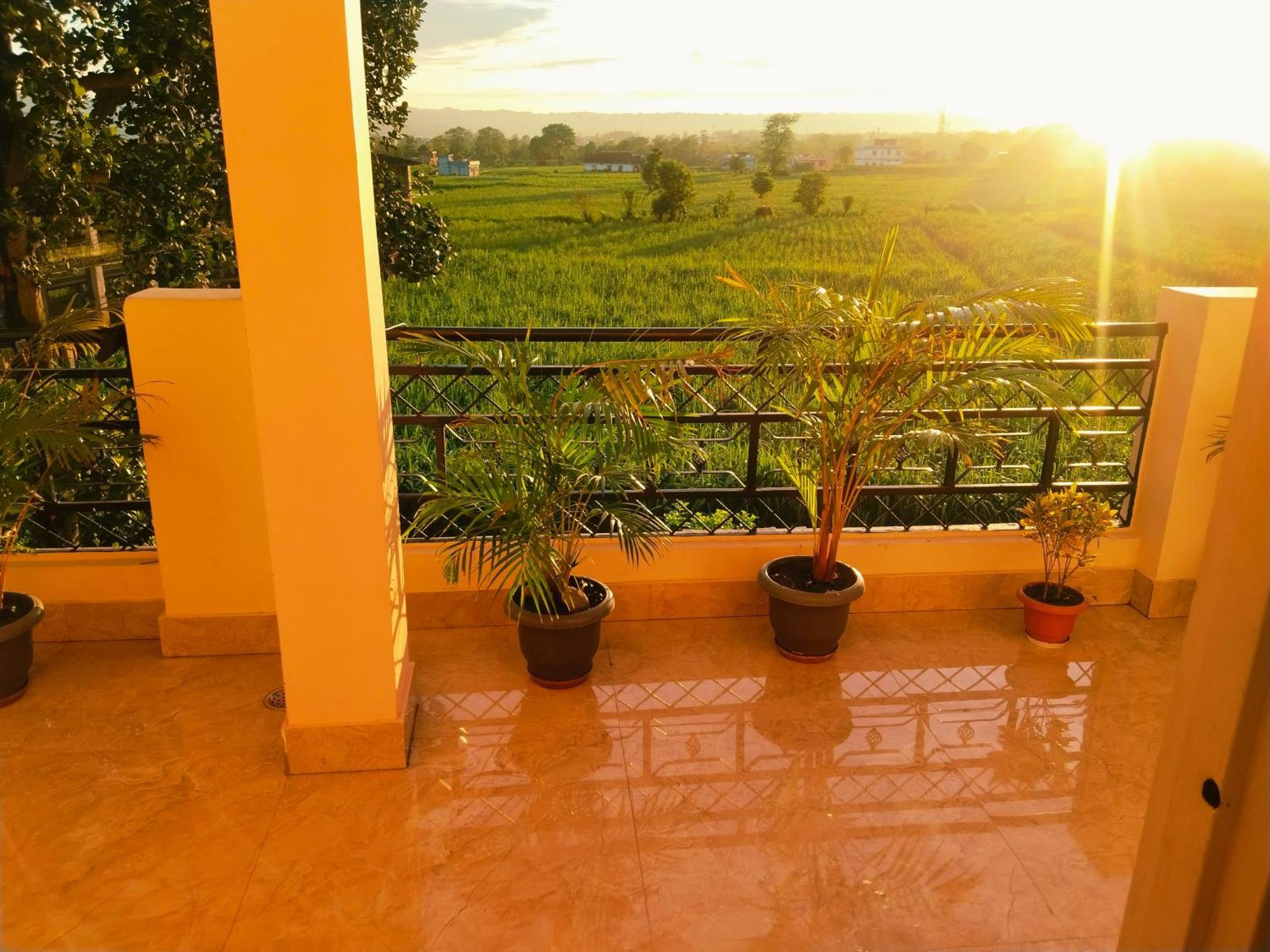 Airport Luxury Nature Homestay- Near Jolly Grant Airport Dehradun Homestay Doiwala