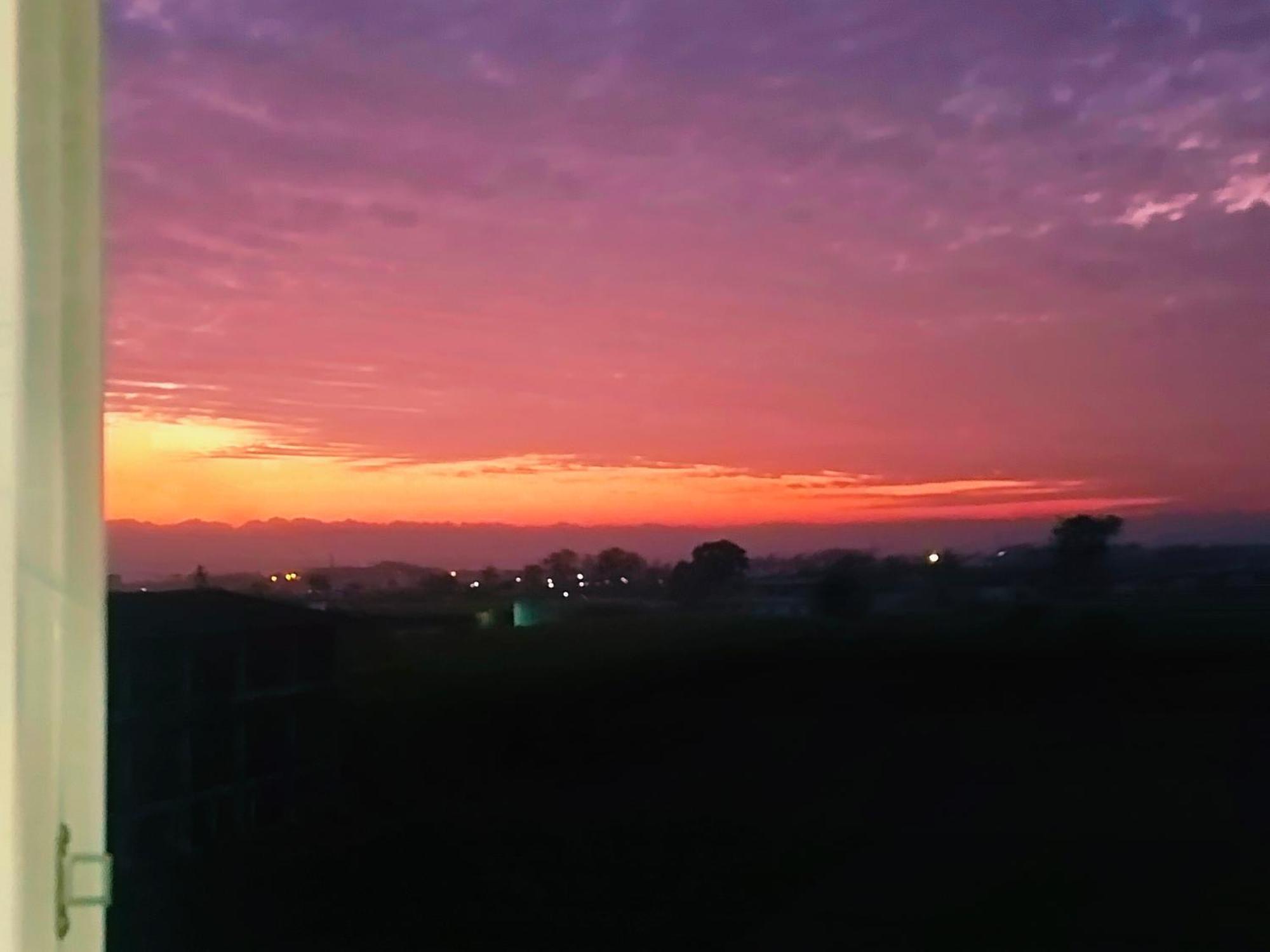 Airport Luxury Nature Homestay- Near Jolly Grant Airport Dehradun *